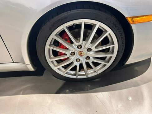 Used 2005 Porsche 911 Carrera S image 13