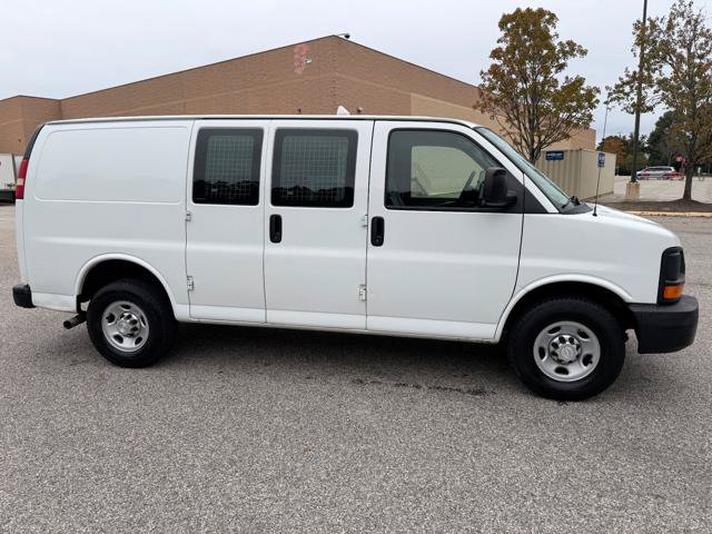 Used 2015 Chevrolet Express 2500 RWD image 37