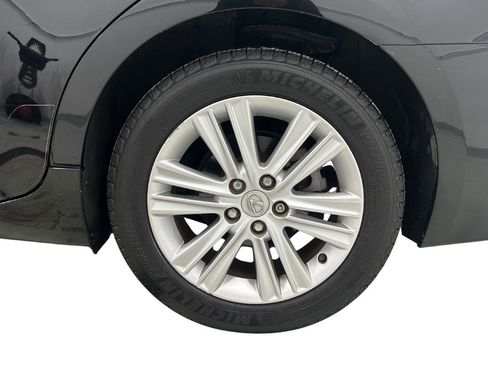 Used 2014 Lexus ES 350 w/ Premium Package image 9