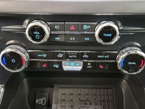 Used 2025 Ford F150 XLT w/ Equipment Group 302A MID AWD/4WD image 19