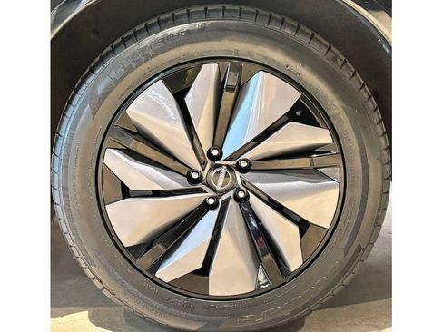 Used 2023 Nissan Ariya Venture+ image 11