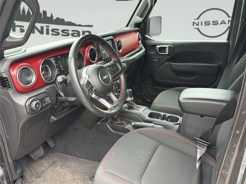 Used 2023 Jeep Wrangler Unlimited Rubicon w/ Safety Group AWD/4WD image 9