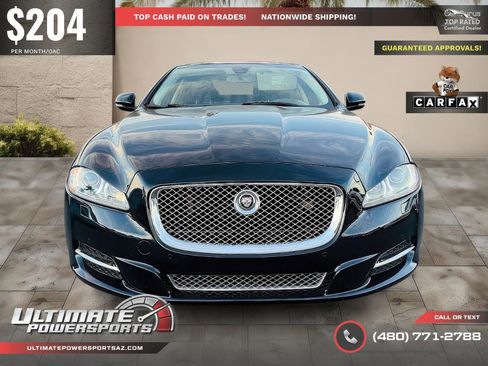 Used 2012 Jaguar XJ image 8