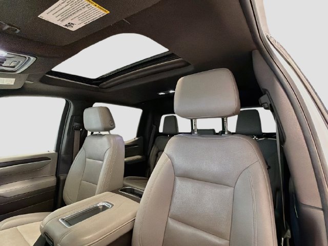 Used 2022 GMC Sierra 1500 SLT w/ SLT Premium Plus Package AWD/4WD image 21