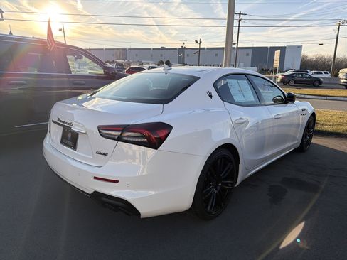 Used 2023 Maserati Ghibli Modena Q4 image 4