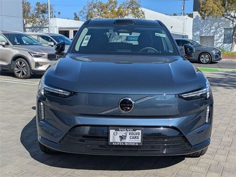 New 2025 Volvo EX90 Plus image 8