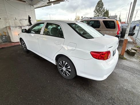 Used 2010 Toyota Corolla S image 4