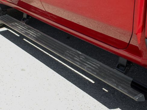 Used 2023 GMC Sierra 3500 Denali w/ Denali Ultimate Package image 6