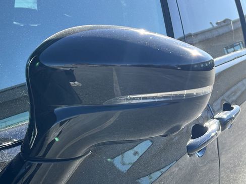 New 2026 Chrysler Pacifica Select w/ S Appearance Package FWD image 32