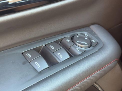 Used 2025 Chevrolet Suburban RST w/ Comfort Package image 24