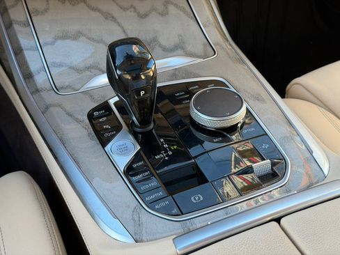 Used 2019 BMW X7 xDrive50i w/ Premium Package image 58