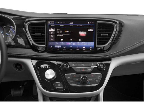 Used 2022 Chrysler Pacifica Touring-L FWD image 7