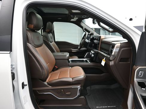 Used 2024 Ford F350 King Ranch w/ FX4 Off-Road Package AWD/4WD image 13