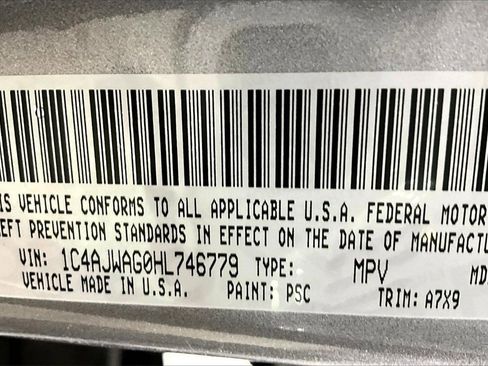 Used 2017 Jeep Wrangler Sport image 17