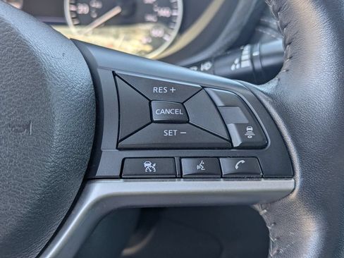 Used 2021 Nissan Sentra SV FWD image 18
