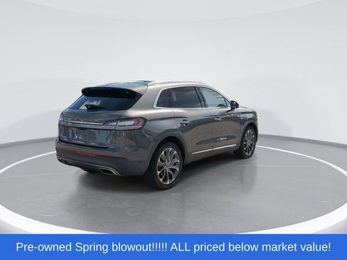 Used 2022 Lincoln Nautilus Reserve w/ Equipment Group 201A FWD image 8