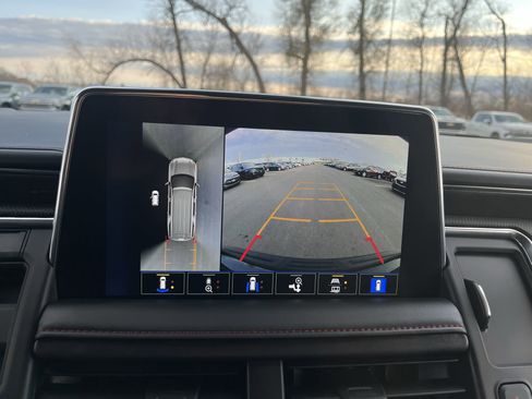 Used 2023 Chevrolet Tahoe RST w/ Sport Performance Package image 15