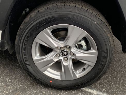 Used 2025 Toyota RAV4 LE image 29