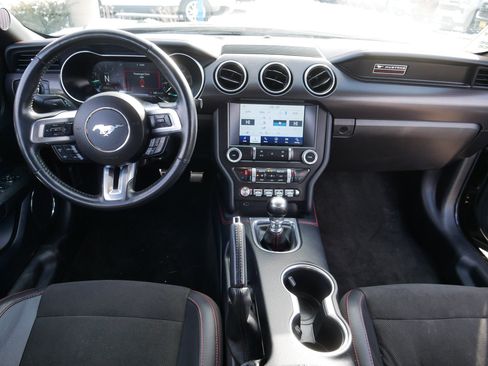 Used 2019 Ford Mustang GT Premium w/ Equipment Group 401A image 10