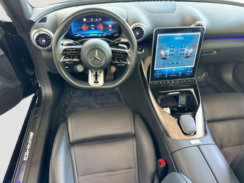Used 2023 Mercedes-Benz SL 43 AMG w/ Driver Assistance Package image 23