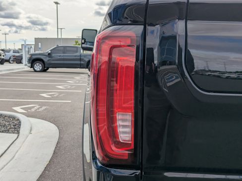 Used 2020 GMC Sierra 2500 Denali w/ Denali Ultimate Package AWD/4WD image 50