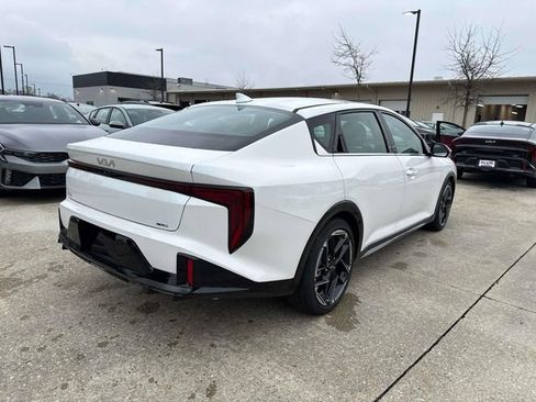 New 2026 Kia K4 GT-Line image 8