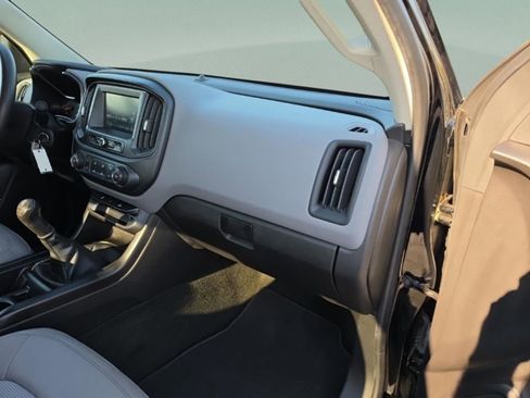 Used 2017 Chevrolet Colorado W/T w/ WT Convenience Package image 31