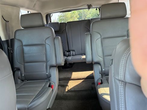 Used 2015 GMC Yukon Denali w/ Open Road Package AWD/4WD image 27
