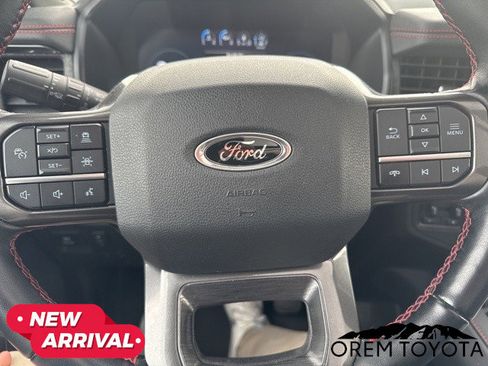 Used 2023 Ford Expedition Limited image 9