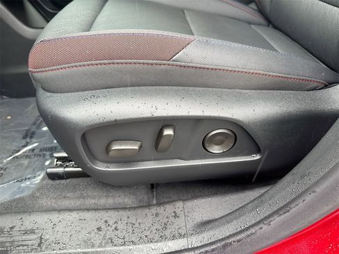 New 2026 Chevrolet Equinox RS image 14