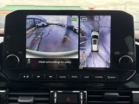 Certified 2024 Nissan Pathfinder Platinum w/ Cargo Package image 10