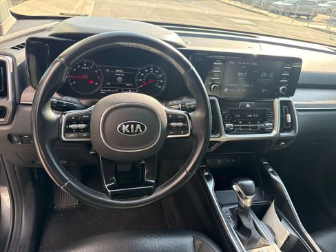 Used 2021 Kia Sorento EX FWD image 8