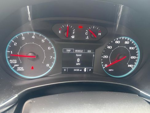 Used 2023 Chevrolet Equinox LS FWD image 23