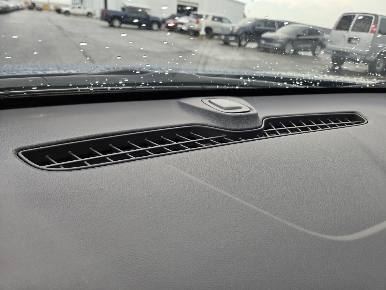 Used 2025 Chevrolet Malibu LT FWD image 7