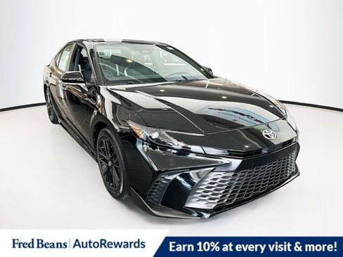 New 2026 Toyota Camry SE FWD image 1