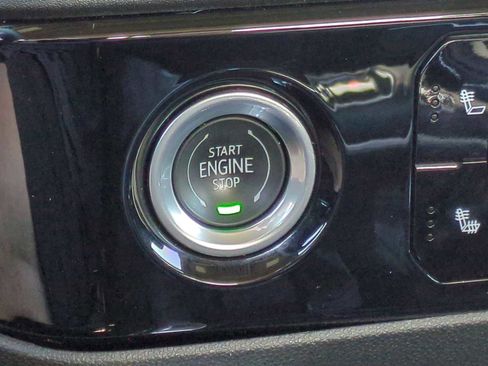 Used 2023 Chevrolet Silverado 1500 RST image 17