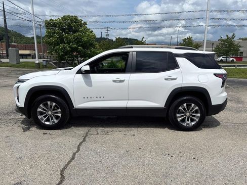 Used 2025 Chevrolet Equinox LT w/ Convenience Package II AWD/4WD image 2