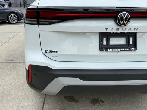 Used 2026 Volkswagen Tiguan SE w/ Panoramic Sunroof Package AWD/4WD image 15
