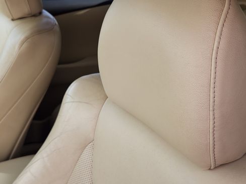 Used 2011 Lexus RX 350 2WD w/ Premium Pkg image 15