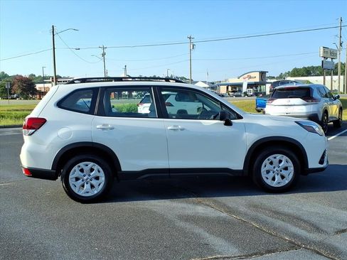 Used 2023 Subaru Forester AWD/4WD image 21