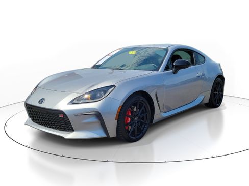 Used 2025 Toyota GR86 w/ Performance Package RWD image 2