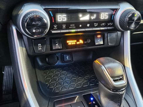 Used 2021 Toyota RAV4 XSE w/ XSE Grade Weather Package image 27