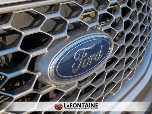 Used 2024 Ford Edge SEL image 9