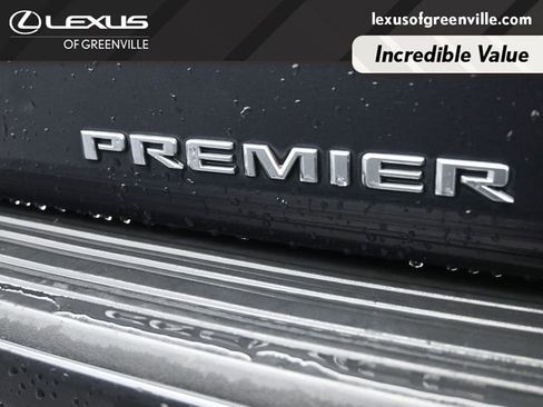 Used 2023 Chevrolet Suburban Premier RWD image 11
