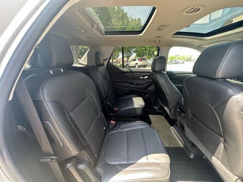 Used 2018 Chevrolet Traverse Premier w/ LPO, 'HIT The Road' Package AWD/4WD image 17
