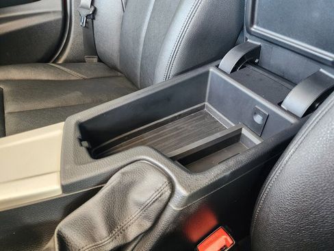 Used 2018 BMW 320i Sedan w/ Convenience Package image 49