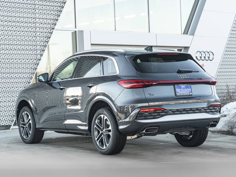 New 2025 Audi Q5 Premium image 5