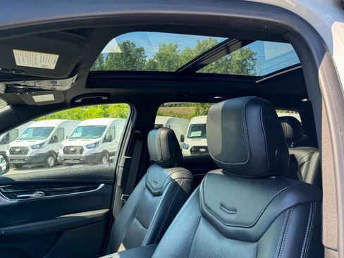 Used 2022 Cadillac XT6 Premium Luxury AWD/4WD image 25
