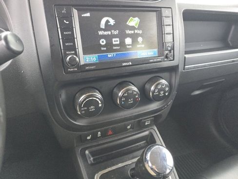 Used 2012 Jeep Patriot Limited image 31