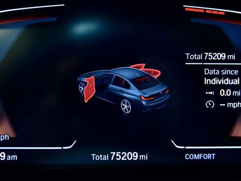 Used 2020 BMW 330i xDrive 330i xDrive w/ M Sport Package image 30